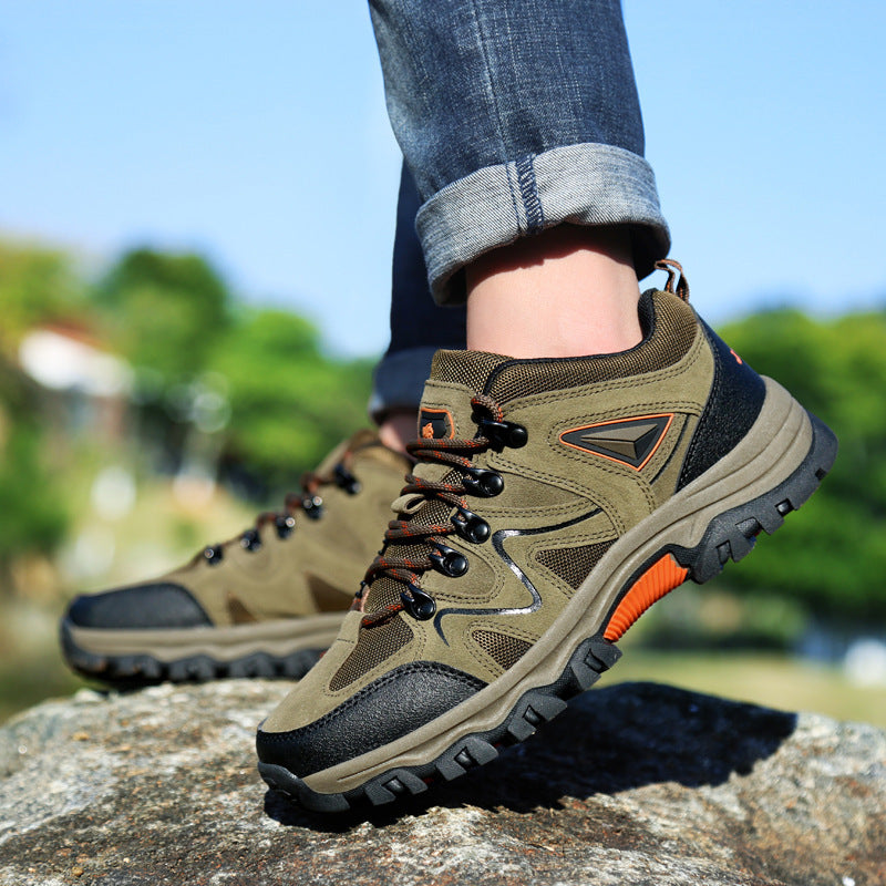 Men's new  anti-slip and waterproof outdoor hiking shoes.