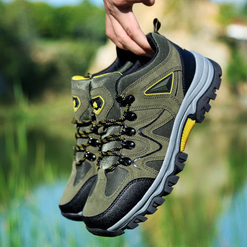 Men's new  anti-slip and waterproof outdoor hiking shoes.